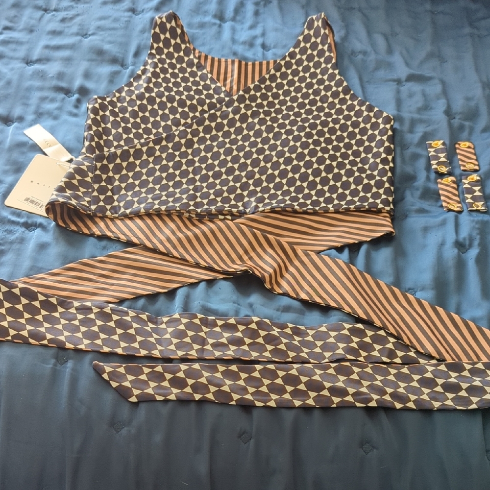 Baiia Reversible Geometric Patterned Bikini Wrap Top Size 12